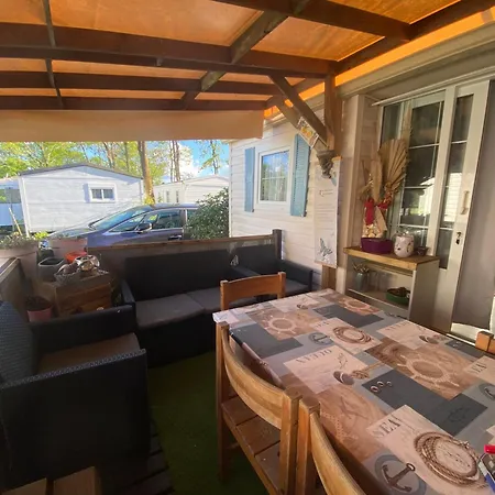 Les Jardins Du Family Pour 6 Personnes אתר קמפינג